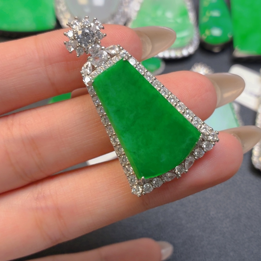 翡翠银S925镶嵌颈饰