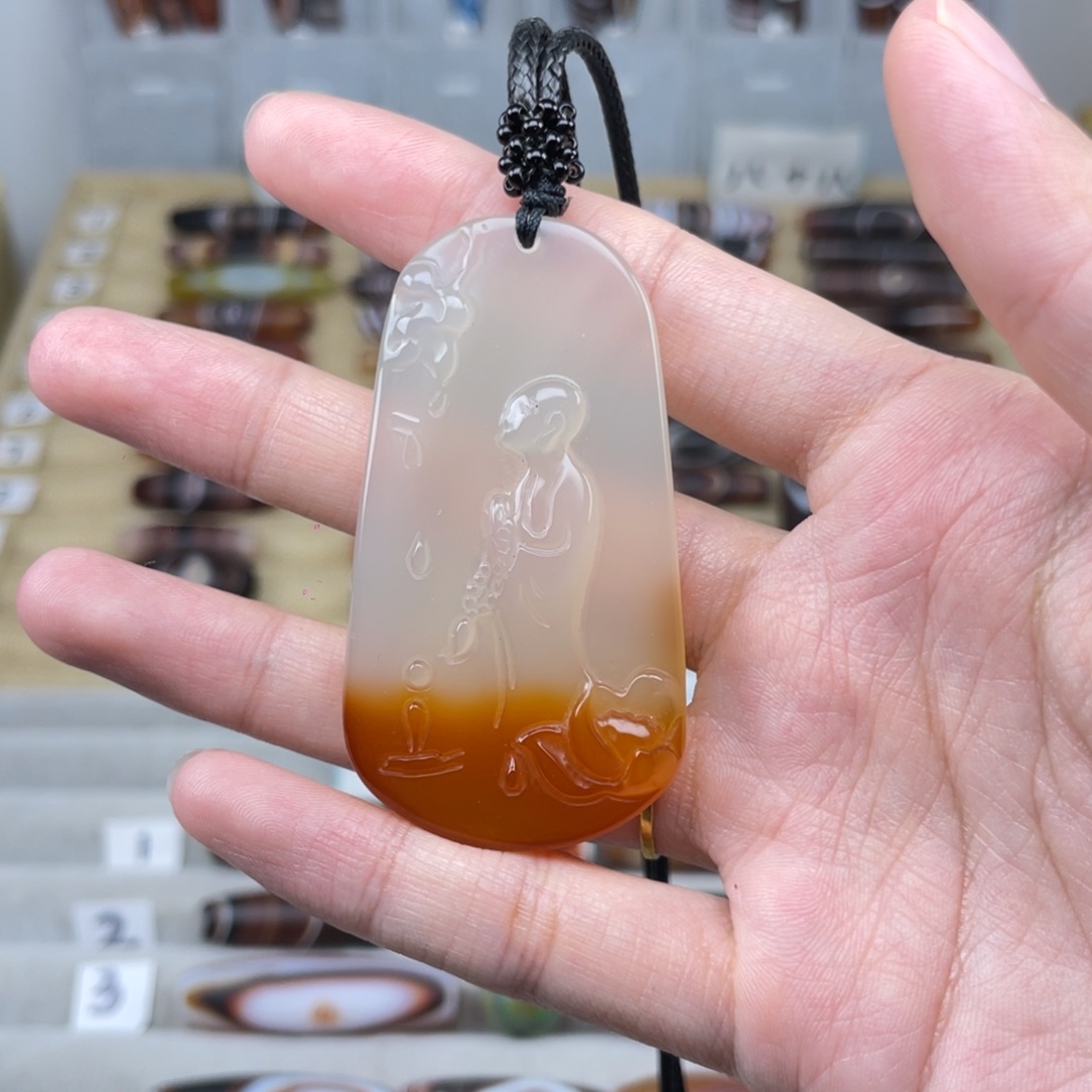 玛瑙/玉髓合金颈饰微瑕