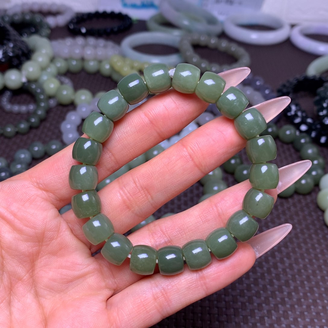 未镶嵌手串和田玉卡10