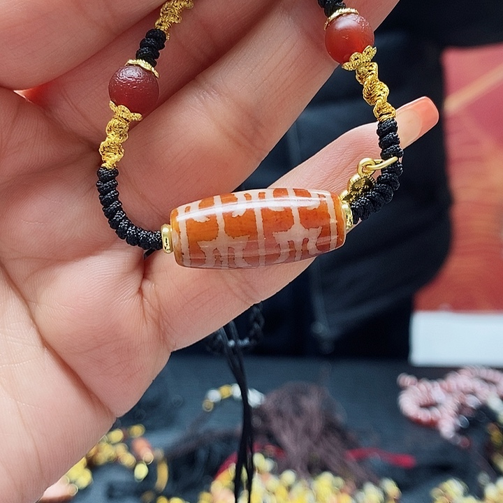 玛瑙/玉髓颈饰合金