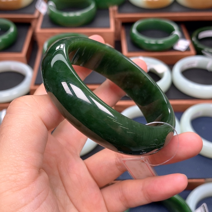 未镶嵌手镯和田玉（碧玉）59