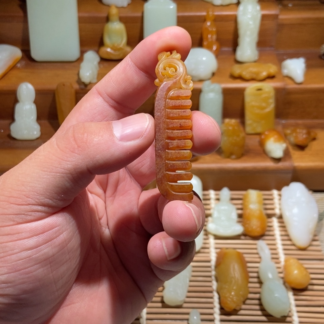 颈饰未镶嵌和田玉