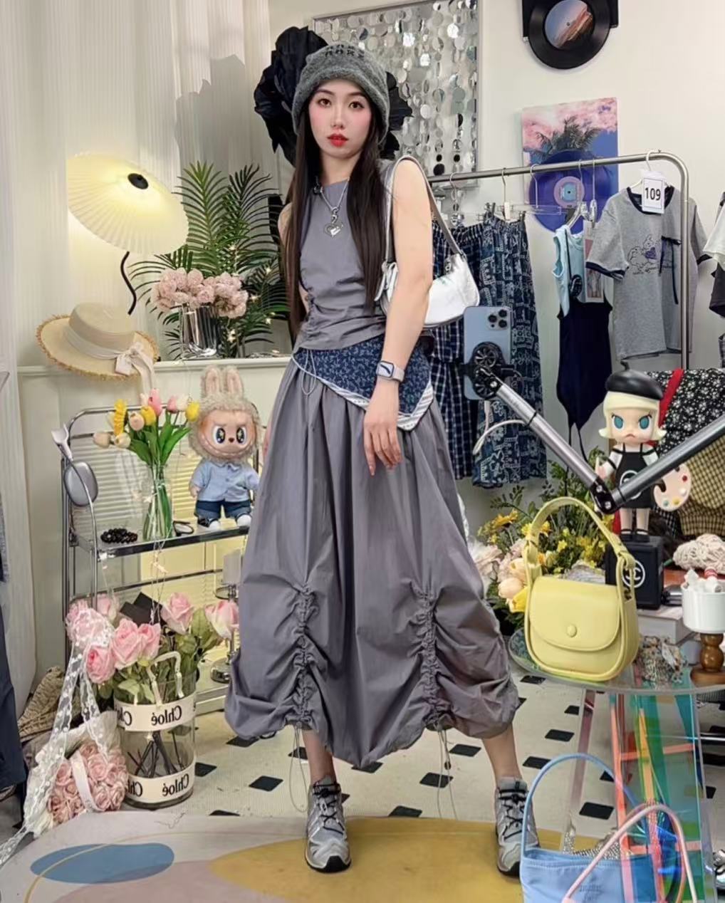 高级感灰色无袖背心上衣套装女2025夏季新款减龄花苞半身裙套装