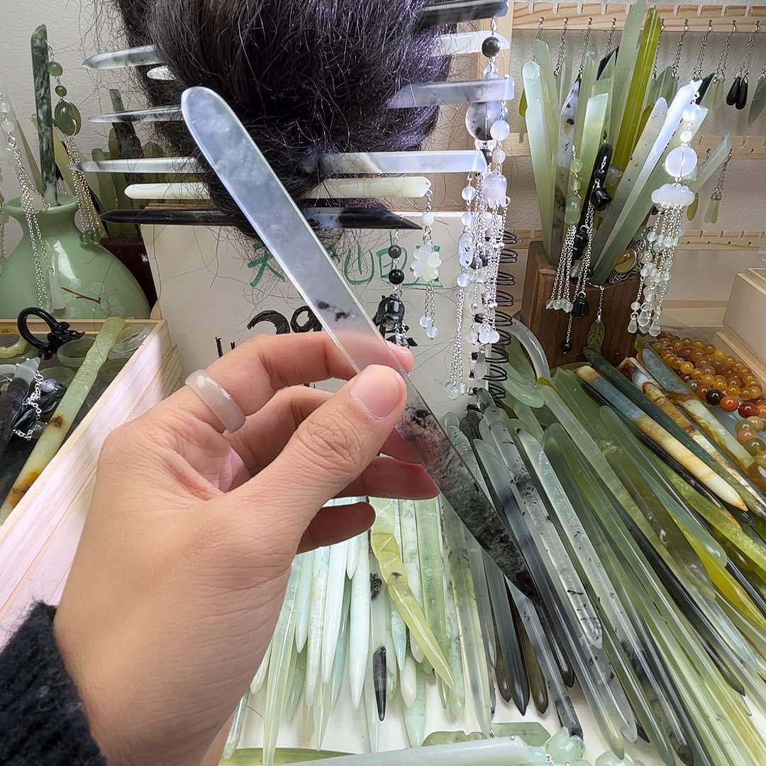 蛇纹石玉发饰未镶嵌