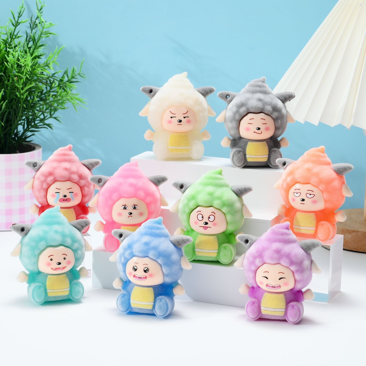 【巨无霸夜光】搞怪表情夜光玩偶桌面香薰玩具生日礼物