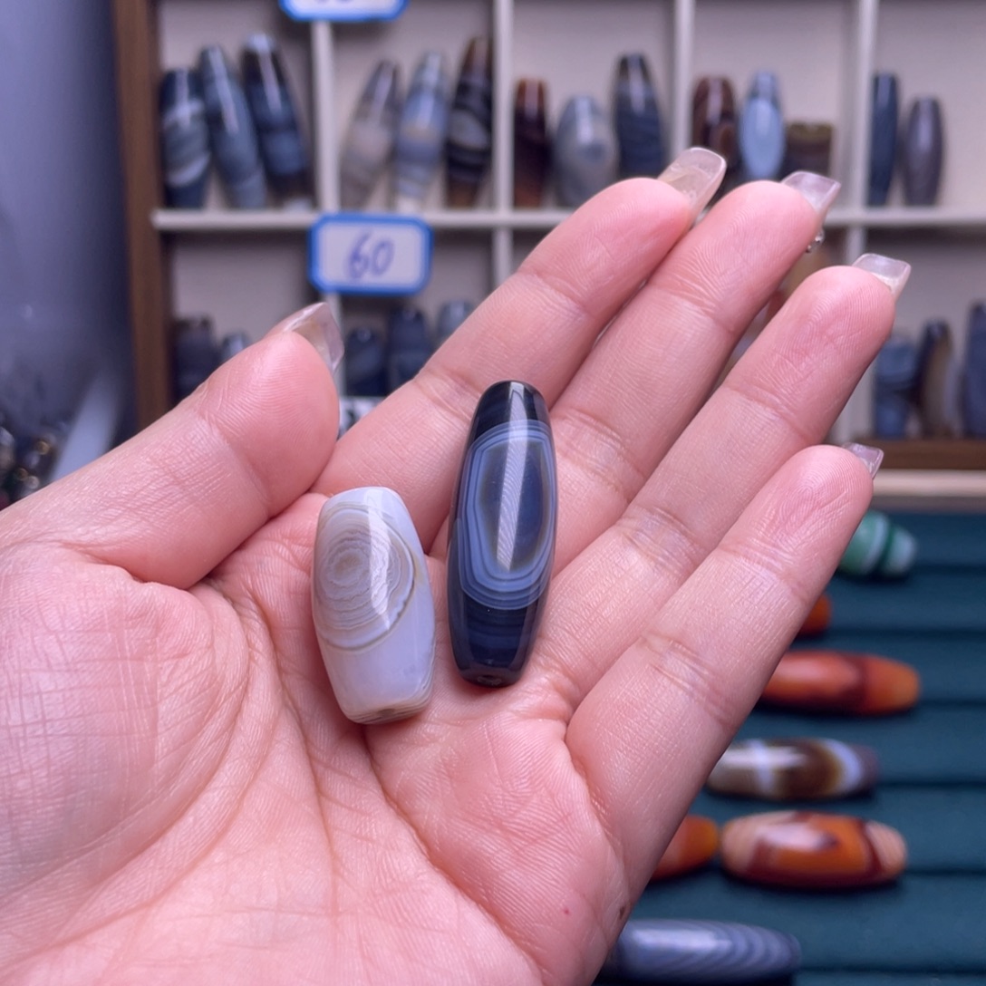 h***乐玛瑙/玉髓合金颈饰