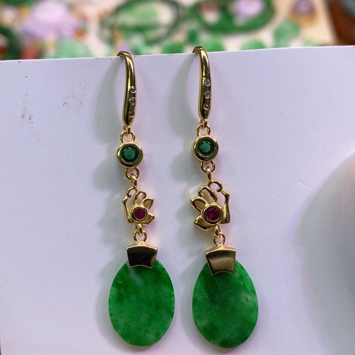 颈饰未镶嵌翡翠吊坠