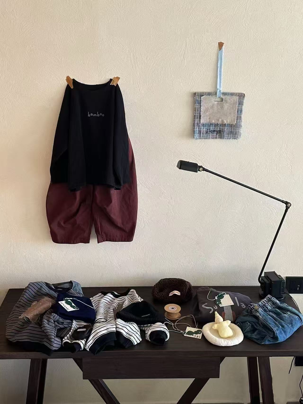 【柚梨童装】灰色白边卫裤3038