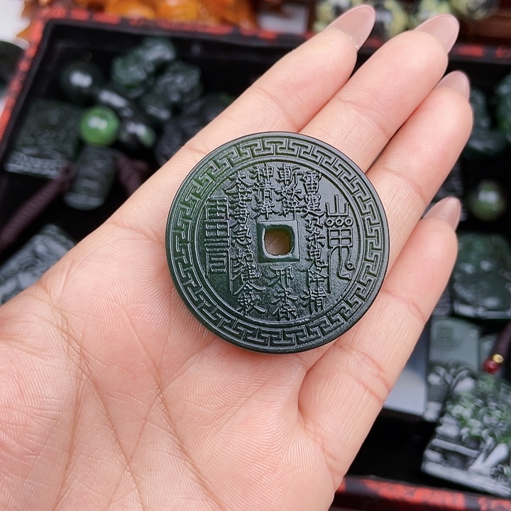 暖***暖蛇纹石玉未镶嵌挂件