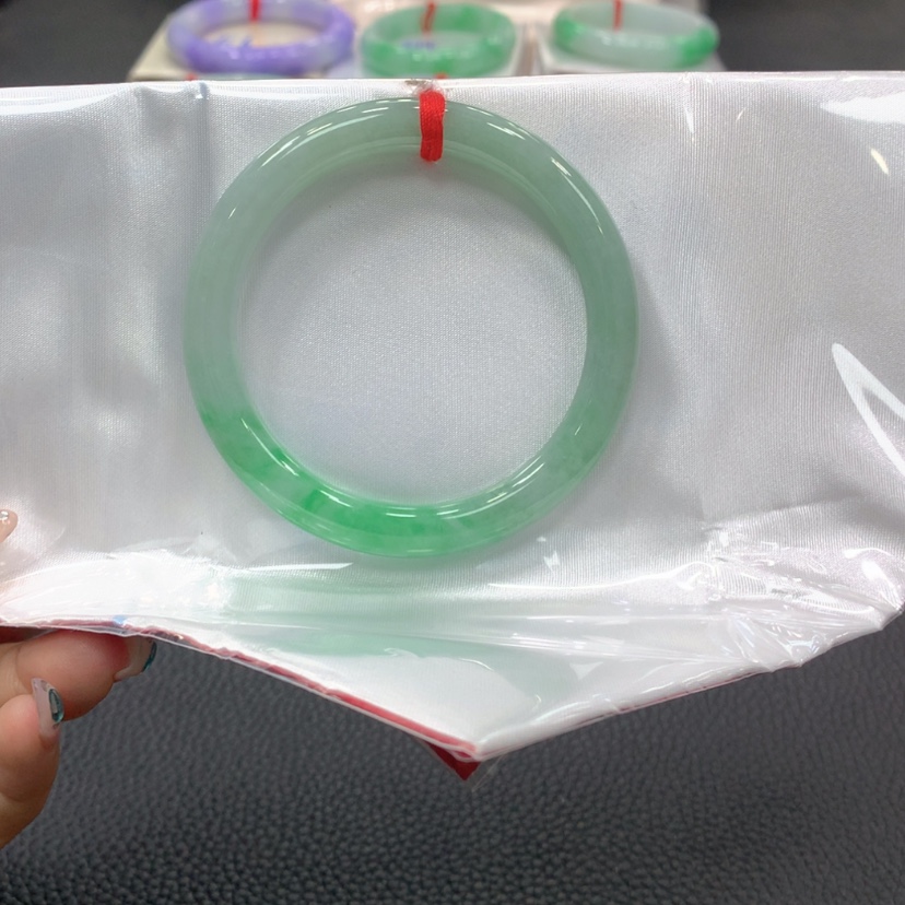 【闪购商品】翡翠手镯未镶嵌翡翠
