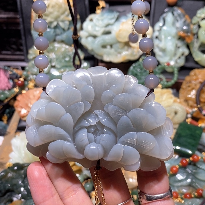 岫玉毛衣链未镶嵌