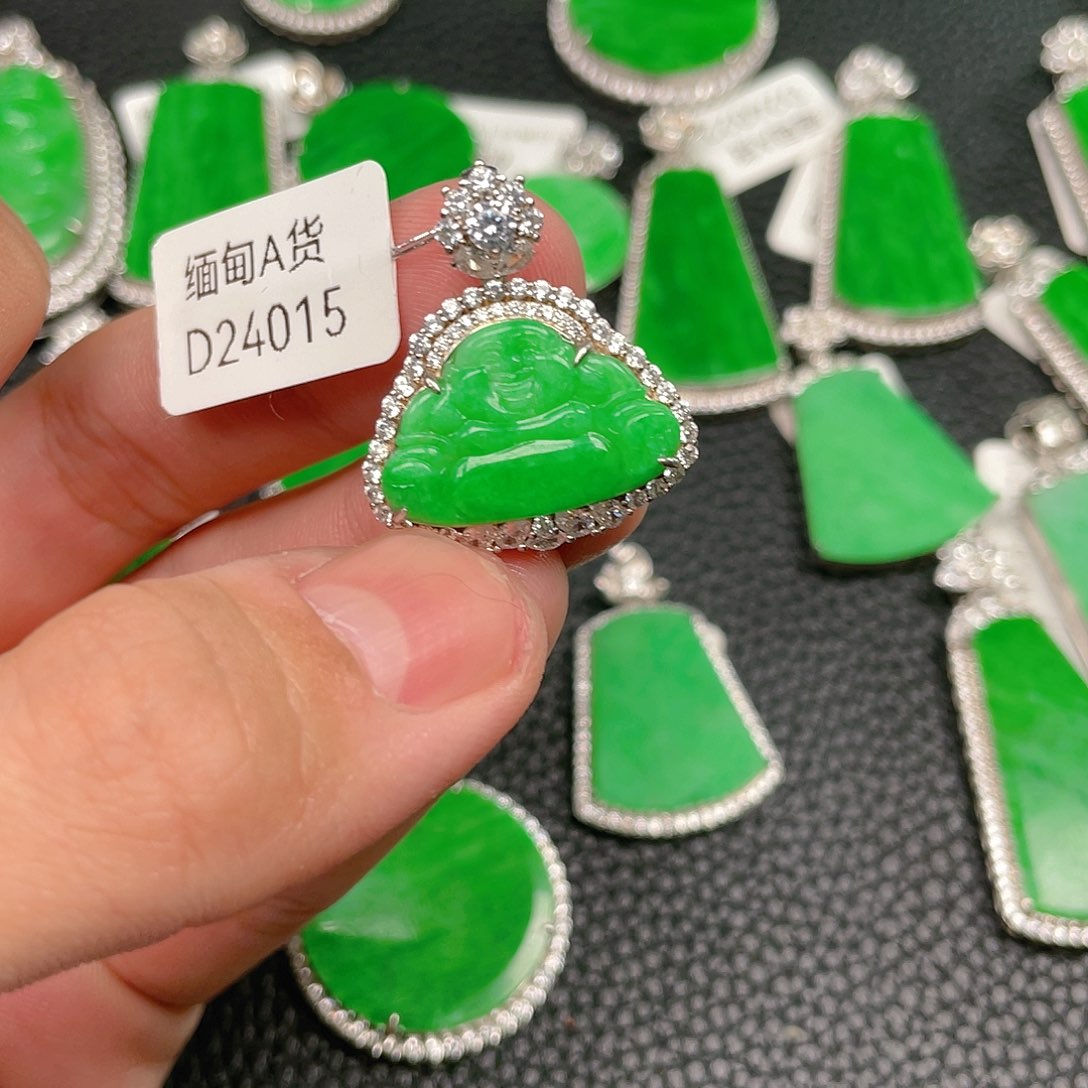 【闪购商品】翡翠吊坠(不含链)银S925镶嵌