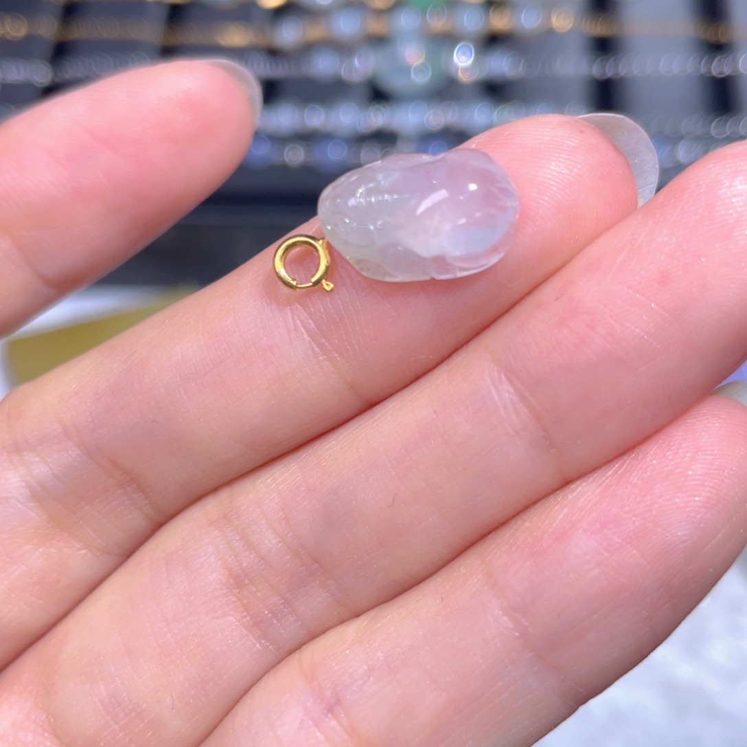 翡翠18K金镶嵌颈饰翡翠