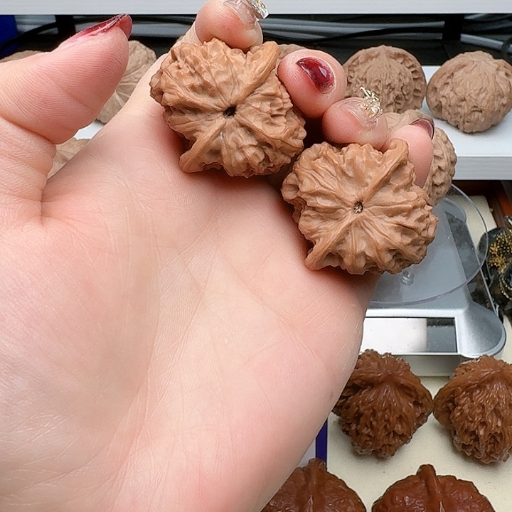 文玩核桃吊坠37全品毕业对野狼