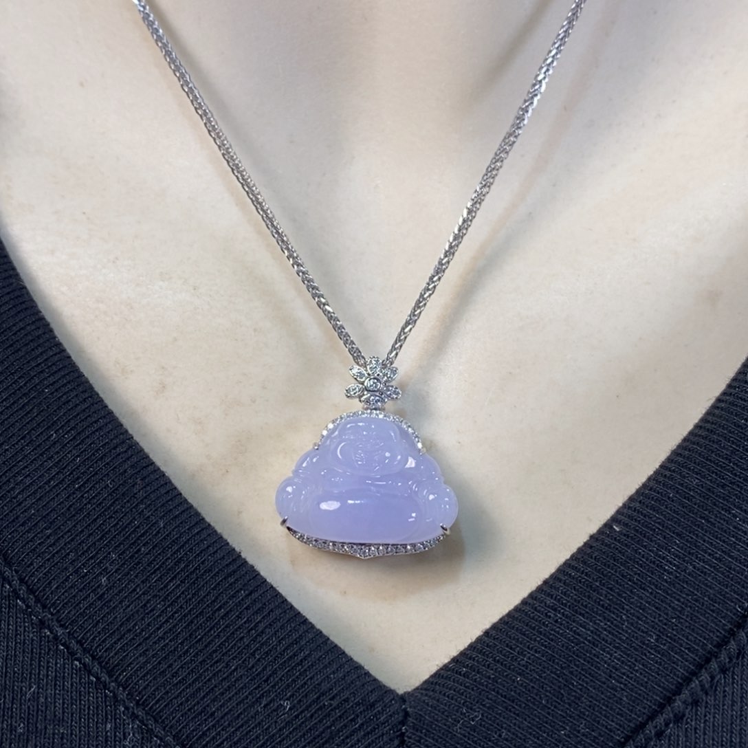 翡翠吊坠(赠链)18K金镶嵌小*糖