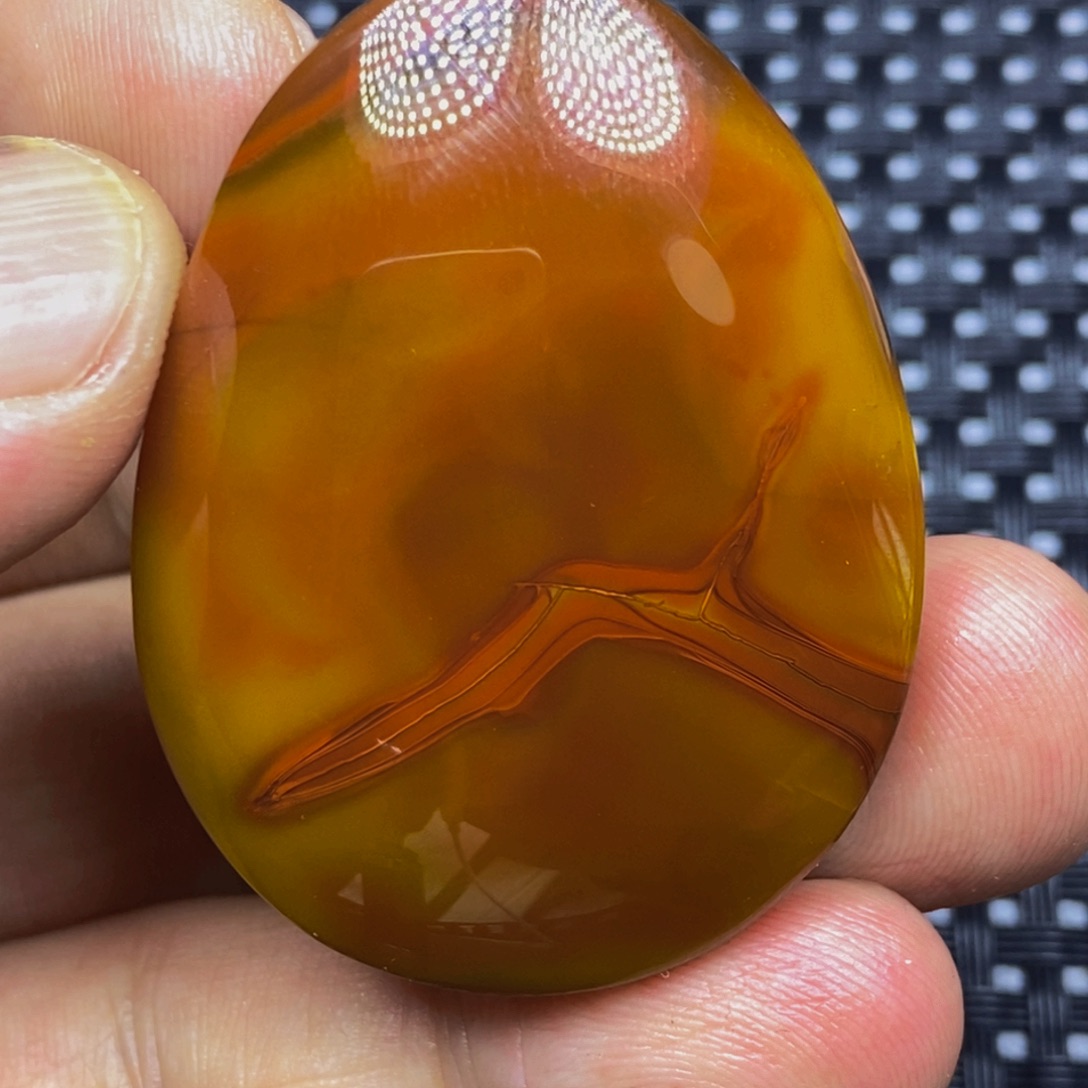 玛瑙/玉髓颈饰未镶嵌寂**人