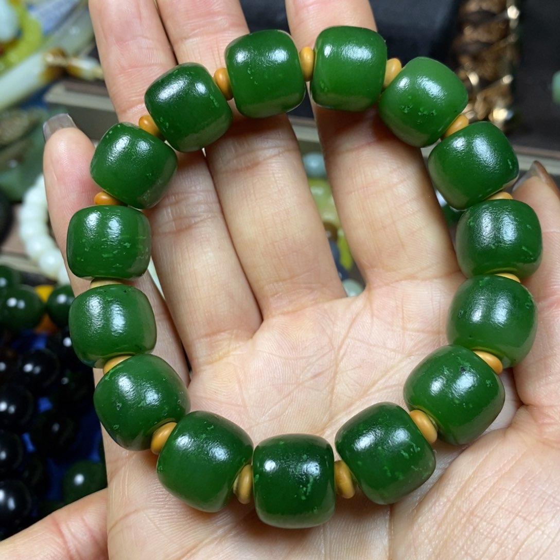 和田玉手串未镶嵌