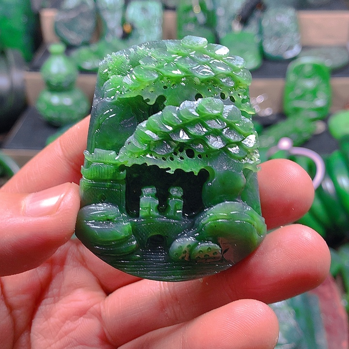 蒸***上和田玉（碧玉）未镶嵌珠宝半成品