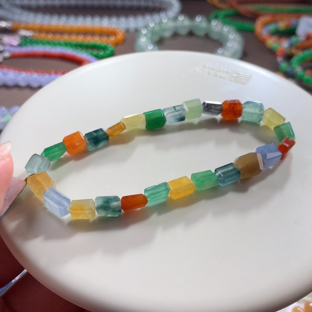翡翠未镶嵌手链热门款•冰底彩虹糖果缤纷方糖随行