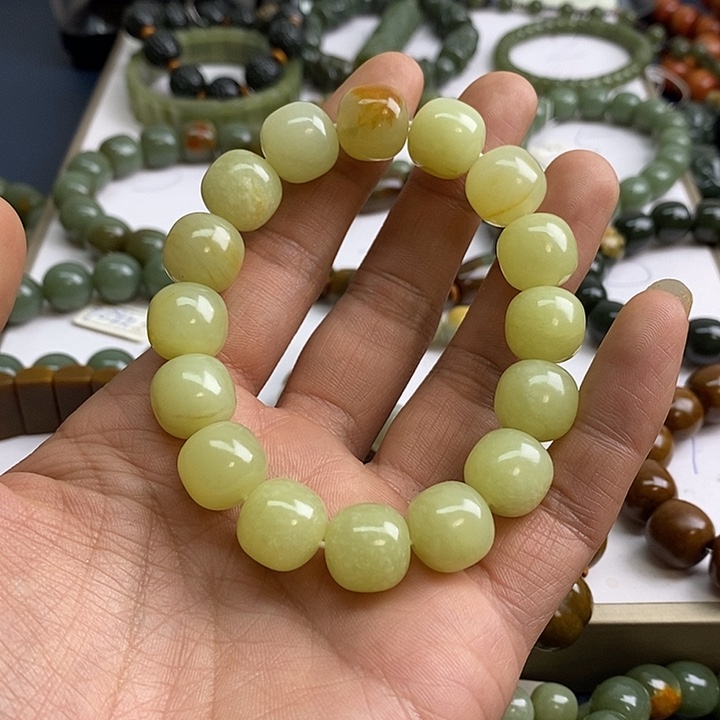 未镶嵌透闪石质玉珠宝奇石噢**绝