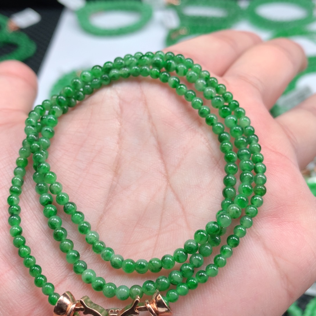 翡翠手链未镶嵌翡翠