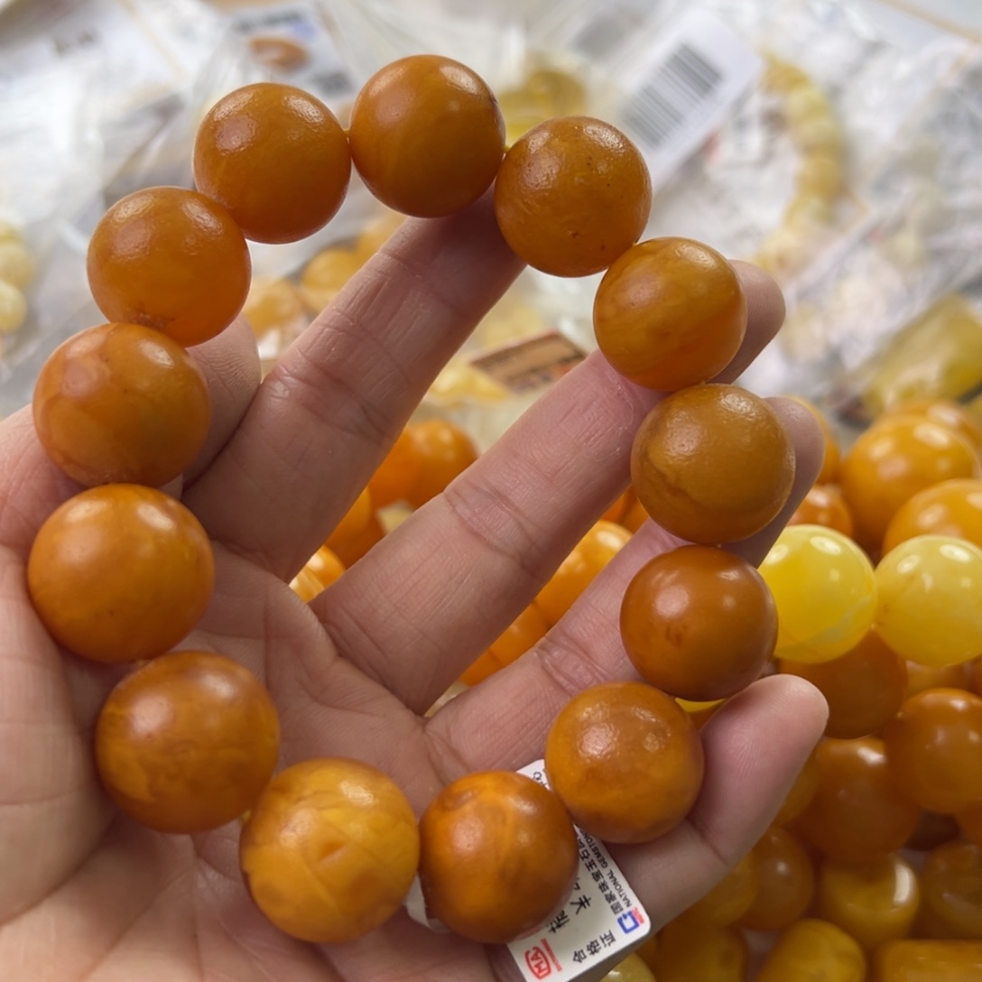 琥珀珠宝奇石未镶嵌