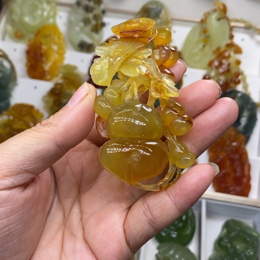 【闪购商品】未镶嵌蛇纹石玉颈饰仙*