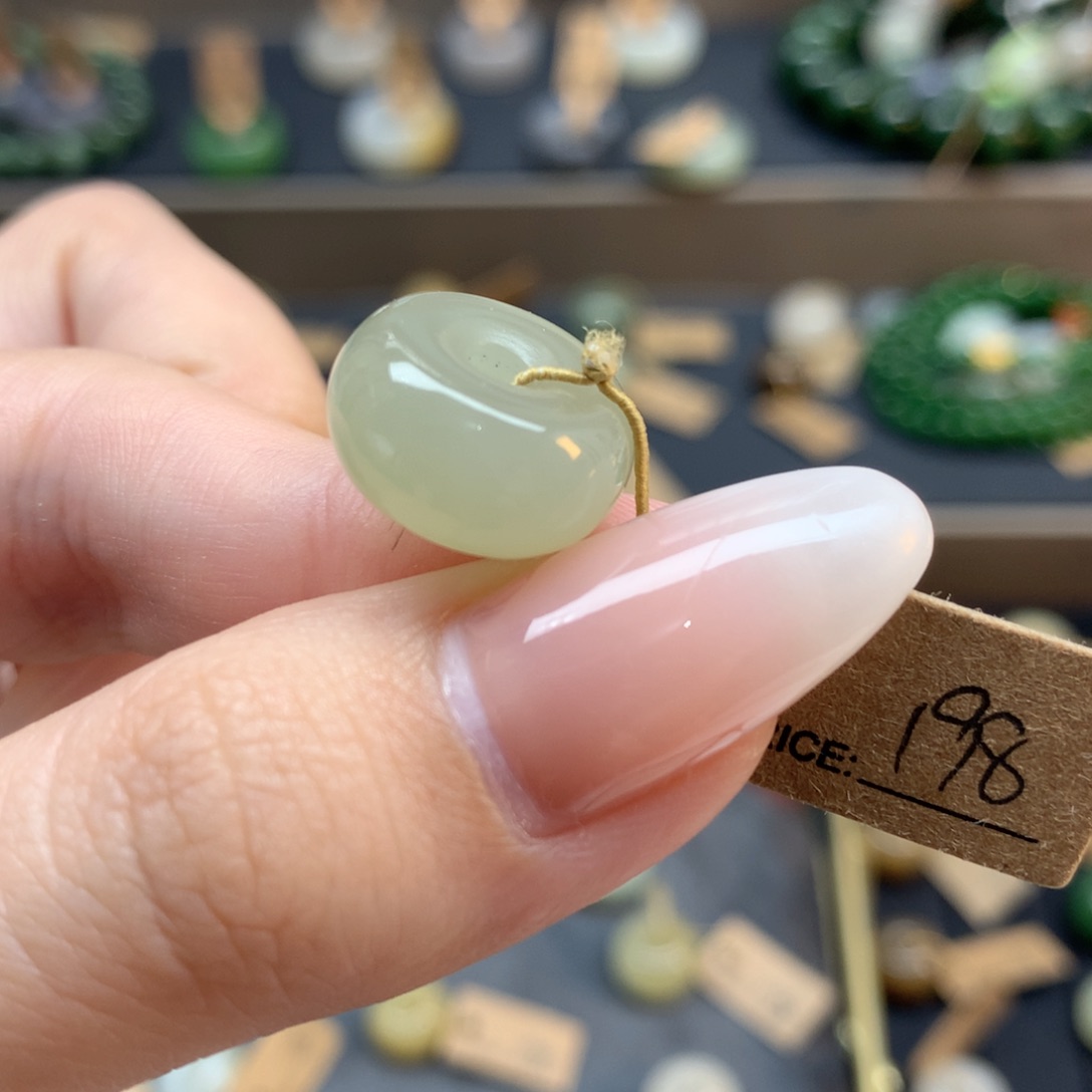 手串未镶嵌和田玉