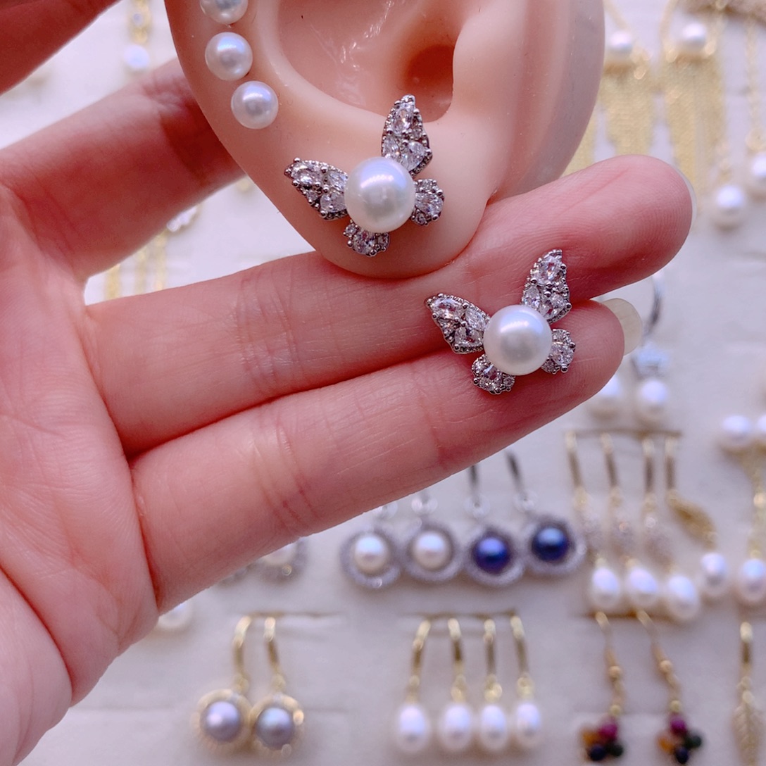 合金耳饰淡水珍珠