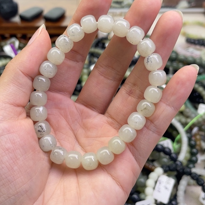 和田玉未镶嵌手链