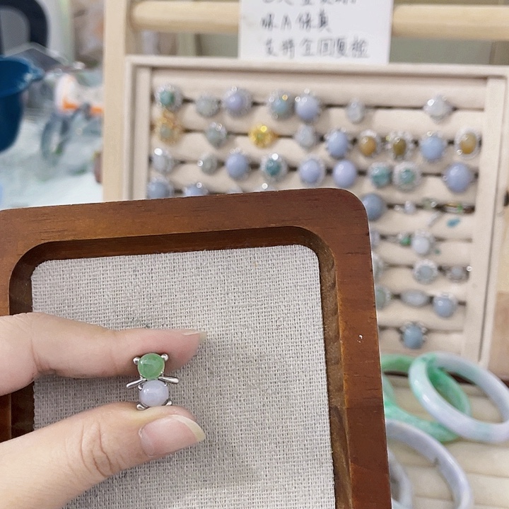 翡翠未镶嵌颈饰天然翡翠Ａ货