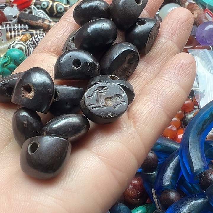 栖***迟玛瑙/玉髓未镶嵌颈饰