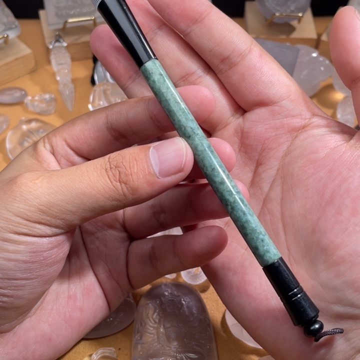 翡翠未镶嵌挂件笔记