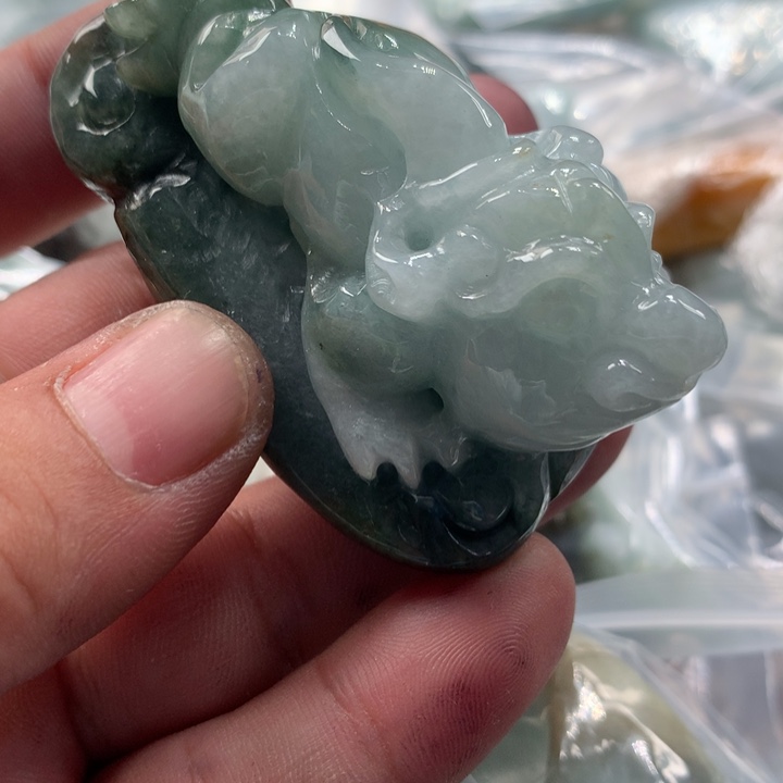 翡翠未镶嵌颈饰保真天然a货翡翠