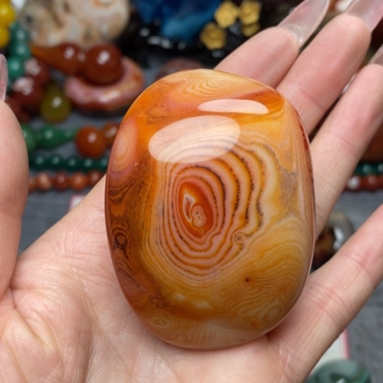 玛瑙/玉髓珠宝奇石未镶嵌笑**尘