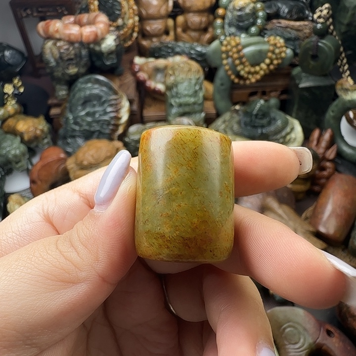 ༺***༻透闪石质玉未镶嵌珠宝奇石