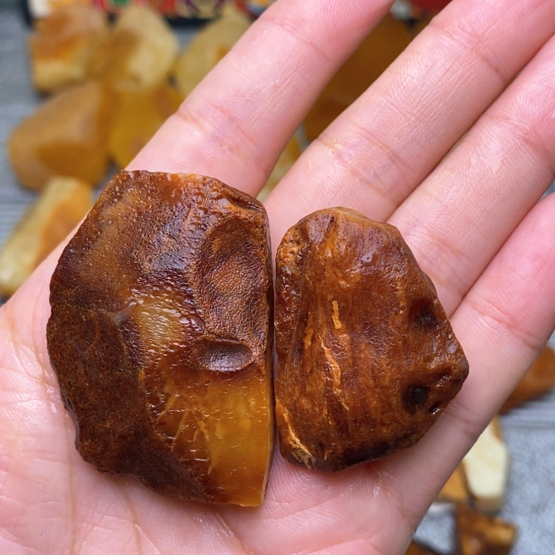 【闪购商品】定制琥珀天然蜜蜡乌料