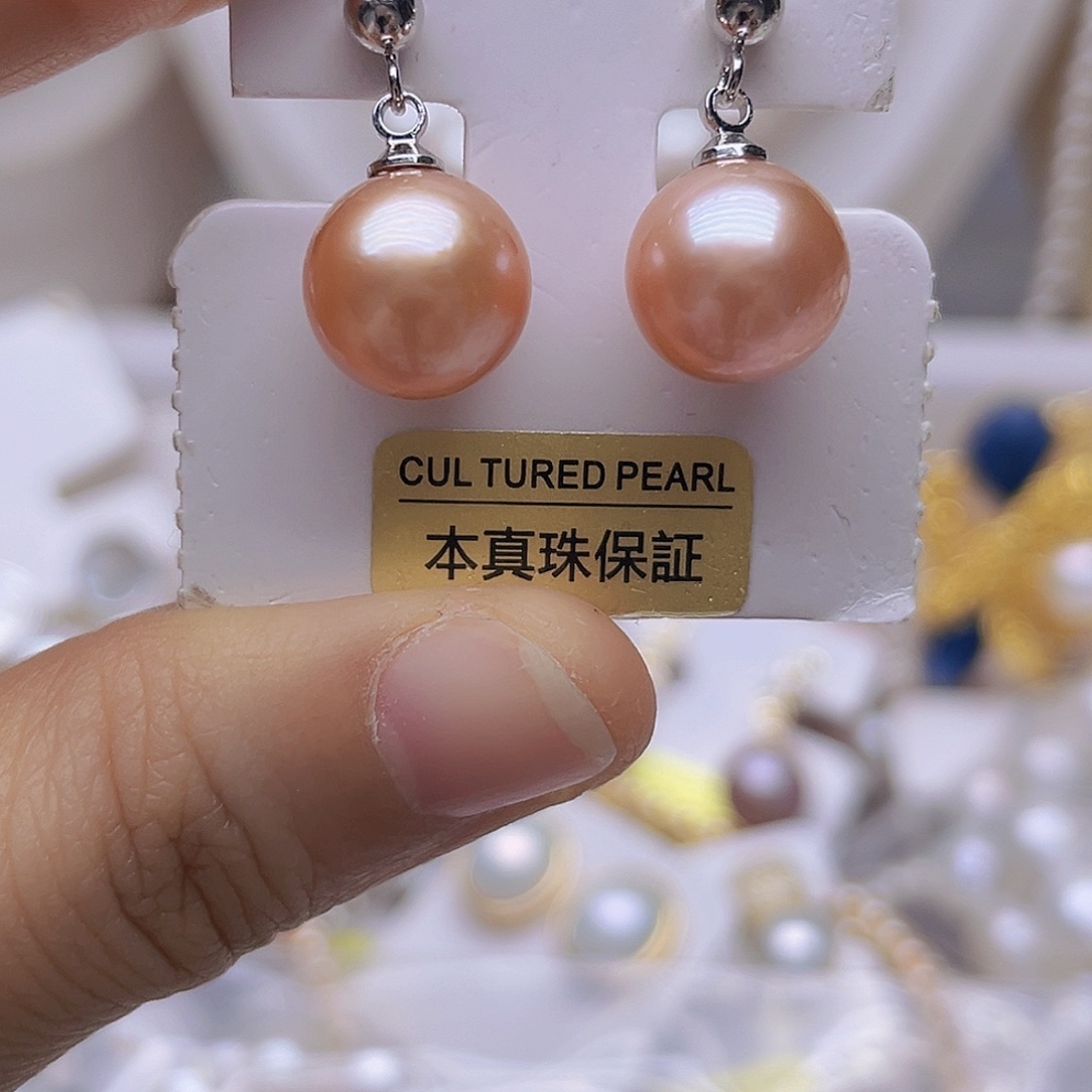 吊坠或者耳钉淡水珍珠未镶嵌