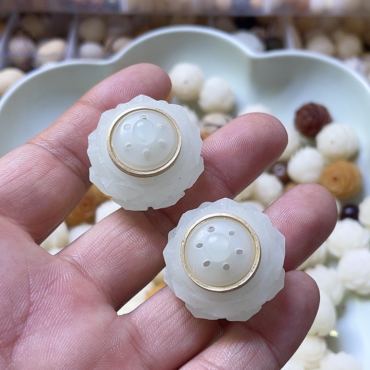 白玉菩提吊坠精品夜明香炉二个