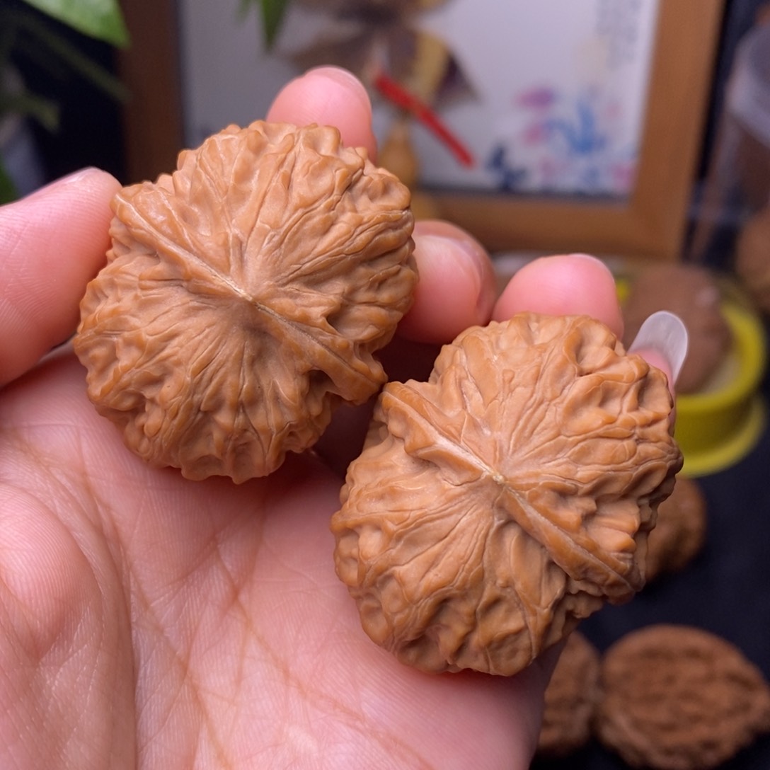 文玩核桃把件41黄松峪元宝