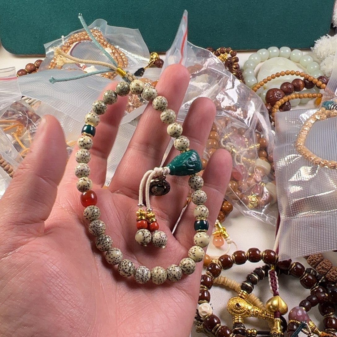 星月菩提吊坠。。。。。。。。。。。。