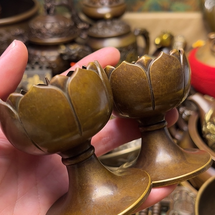 精美铜器批发档口