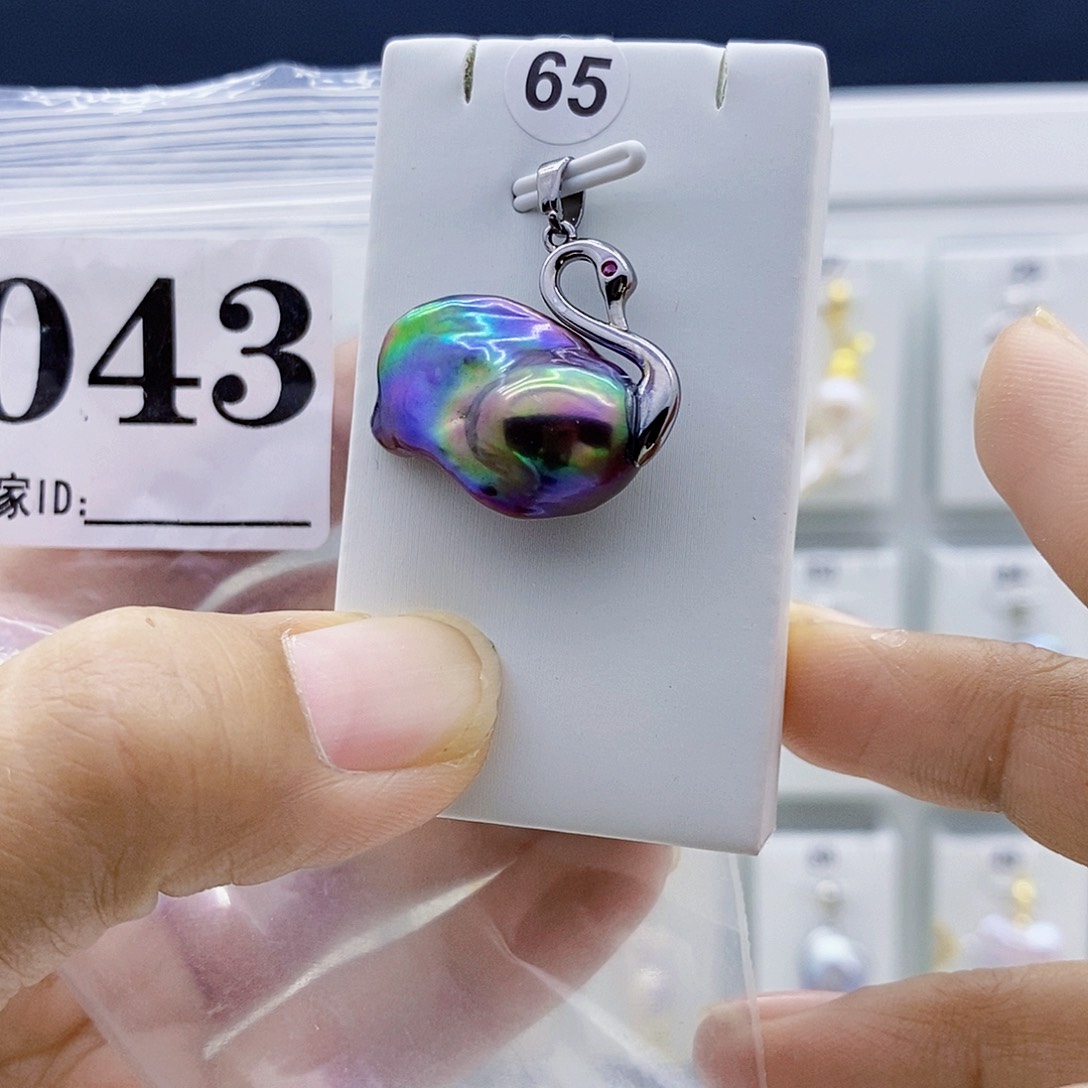 淡水珍珠钛钢颈饰