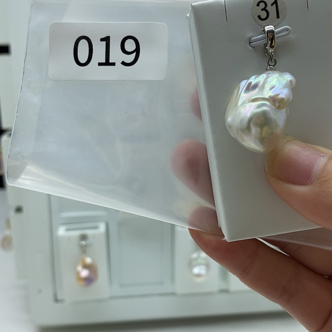 *****淡水珍珠颈饰合金