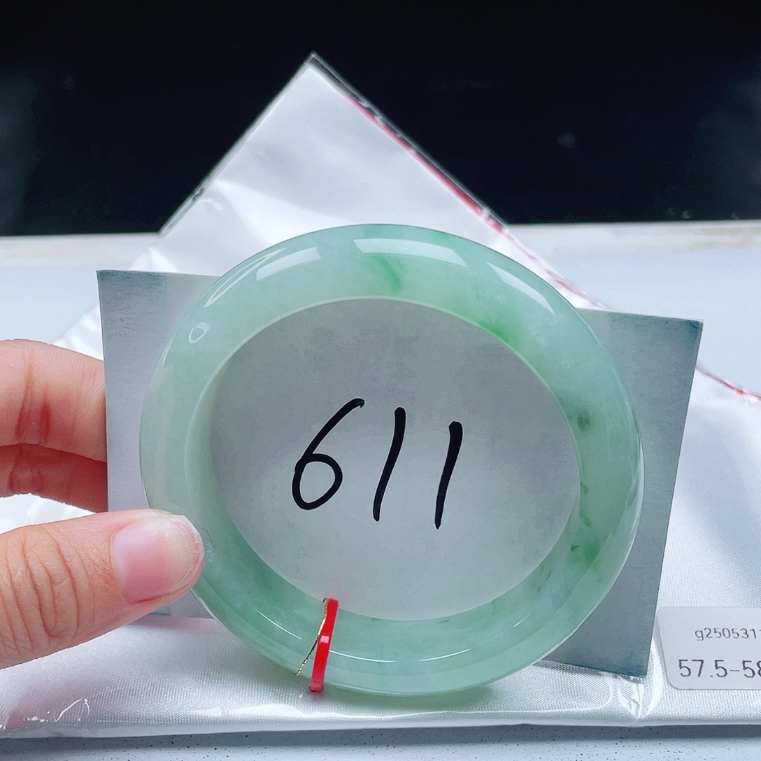 翡翠未镶嵌手镯57+正圈