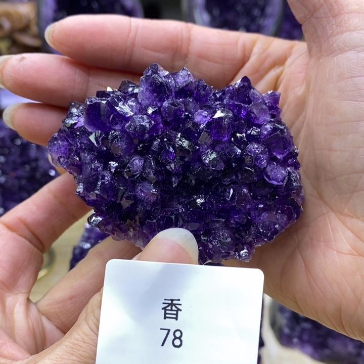 水晶大型摆件（非配饰）未镶嵌