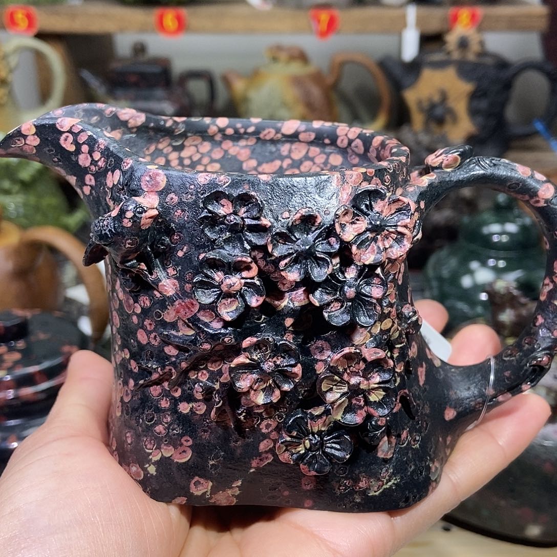 听***件梅花石安山玉公道杯