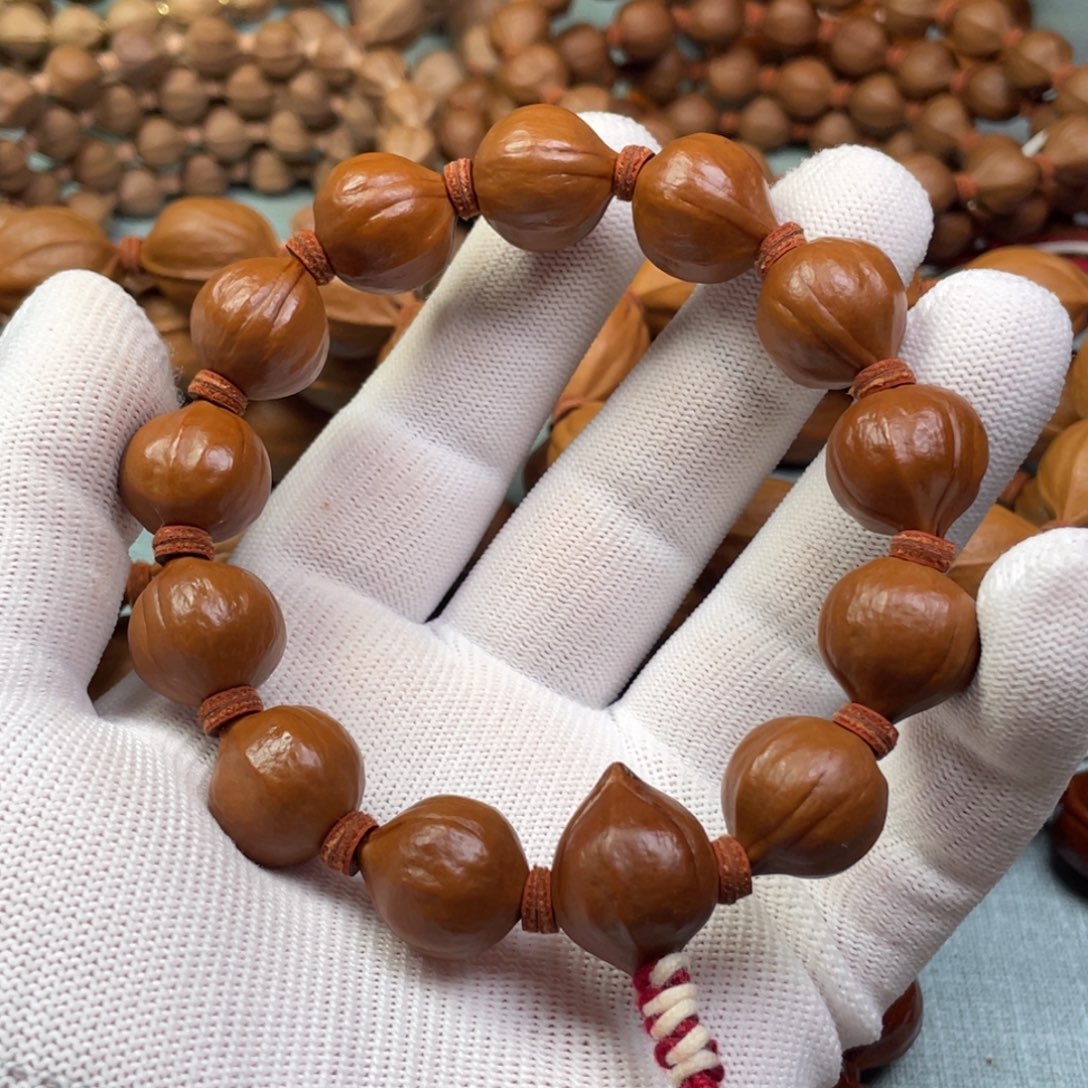 圣***树手串/手链橄榄核16精品蜜桃臀