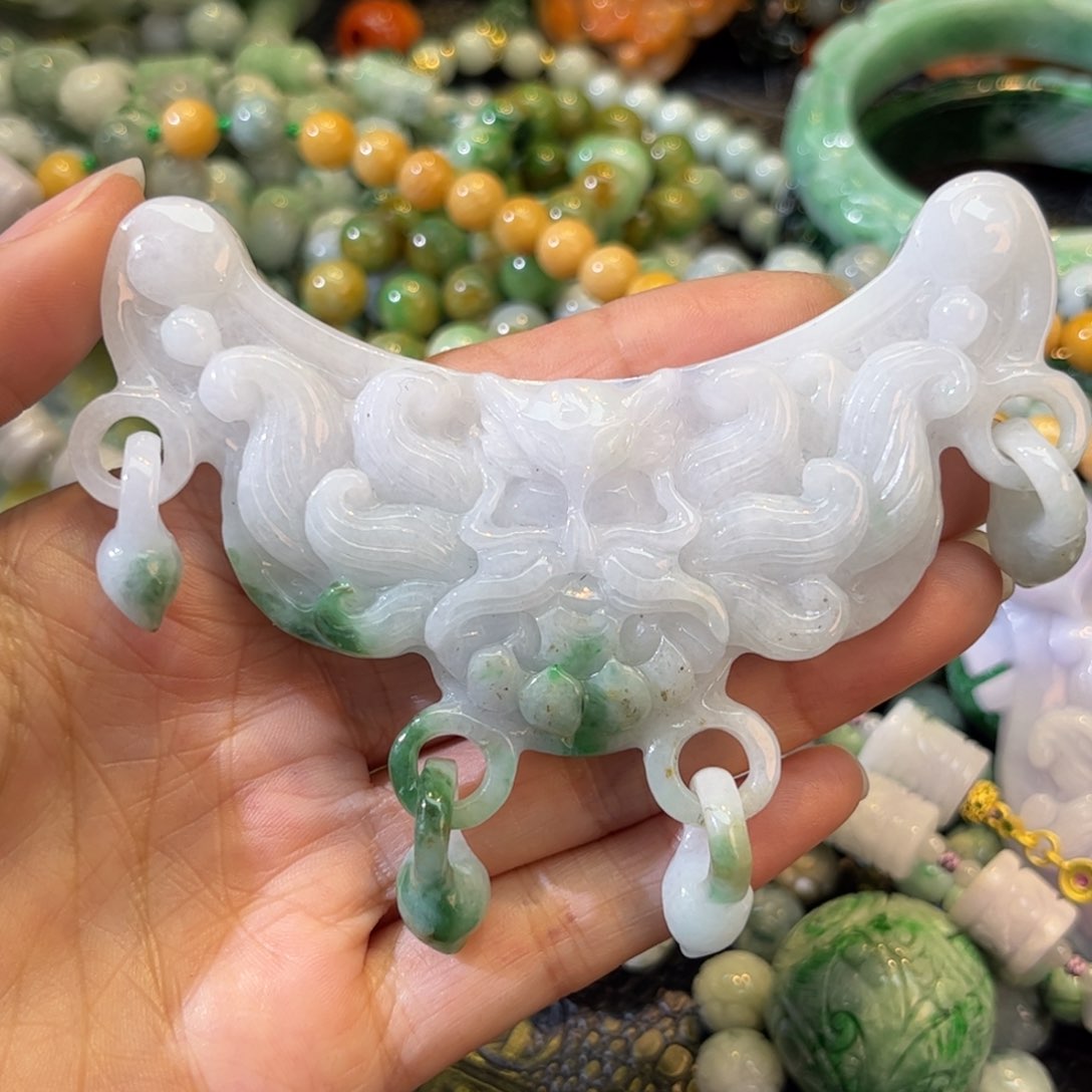 翡翠颈饰未镶嵌待编款