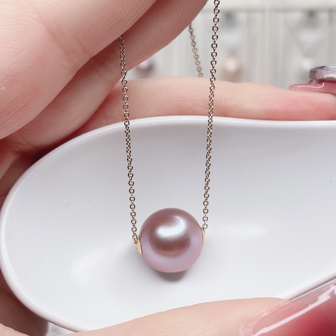 18K金镶嵌淡水珍珠吊坠(赠链)